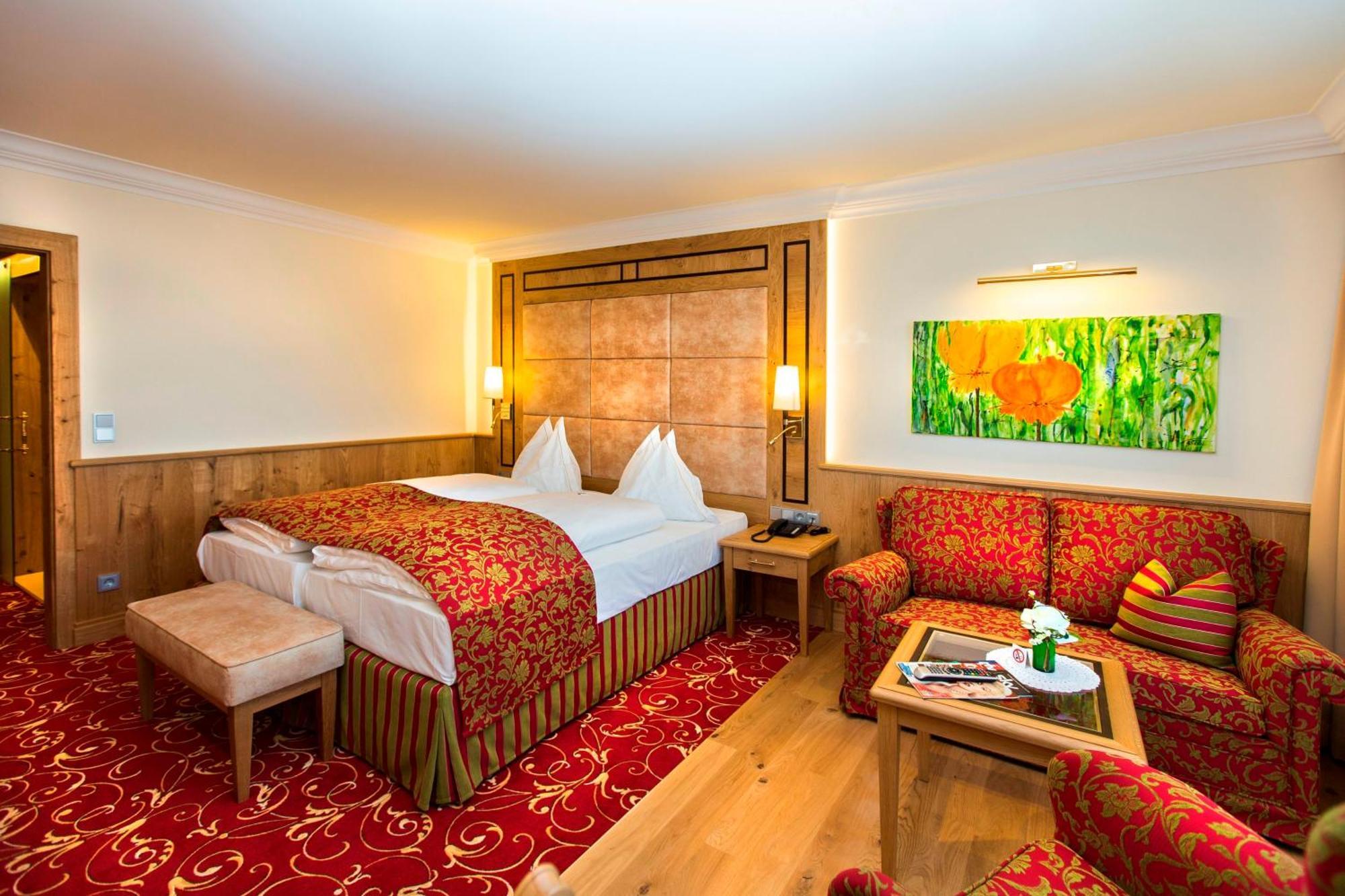 Hubertushof Hotel 4*